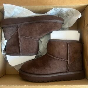 UGG Classic Mini II Kids